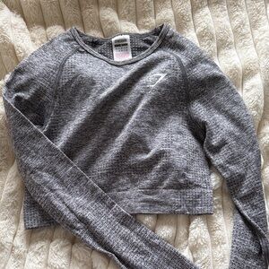 Gymshark Heather Gray Long Sleeve Cropped Tee